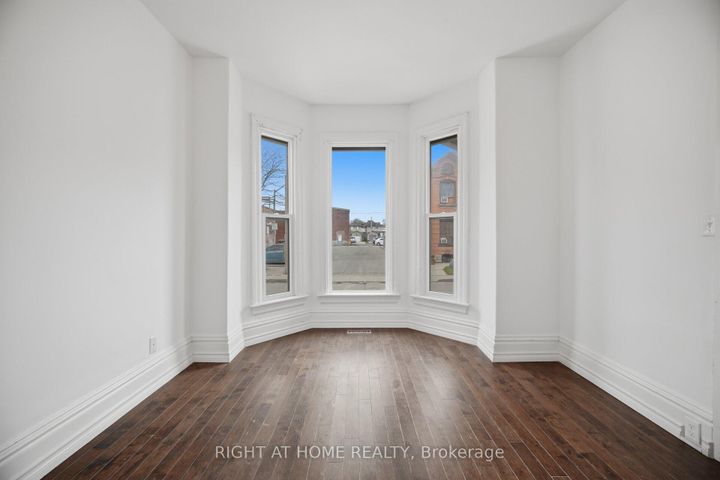 Photo 6 at 14 William Street, Landsdale, Hamilton