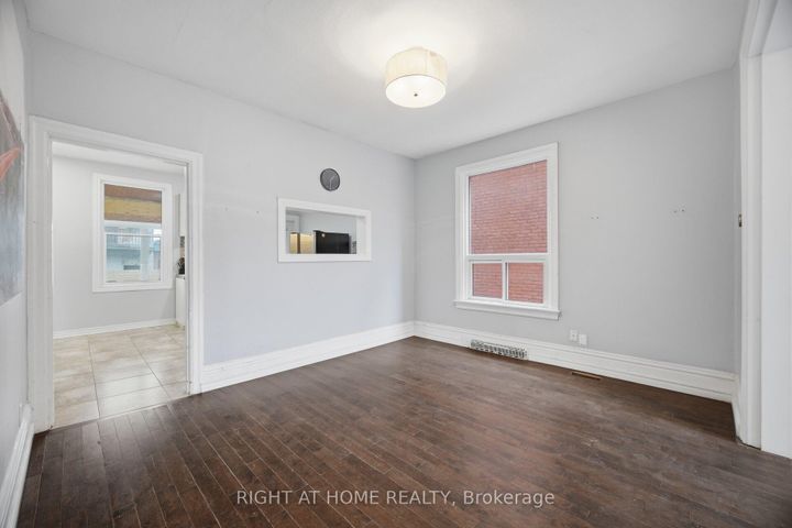 Photo 12 at 14 William Street, Landsdale, Hamilton