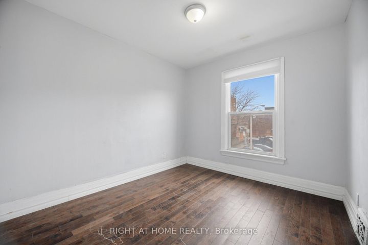 Photo 25 at 14 William Street, Landsdale, Hamilton