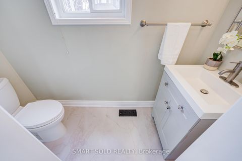 Photo 15 at 53 Cassia Crescent, Maple, Vaughan