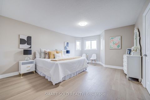 Photo 17 at 53 Cassia Crescent, Maple, Vaughan