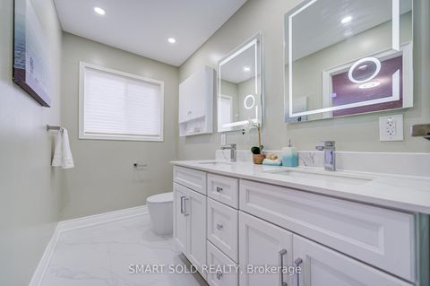 Photo 21 at 53 Cassia Crescent, Maple, Vaughan