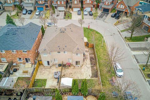 Photo 40 at 53 Cassia Crescent, Maple, Vaughan