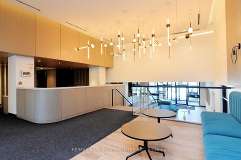 Photo 7 at 416 - 7950 Bathurst Street, Beverley Glen, Vaughan