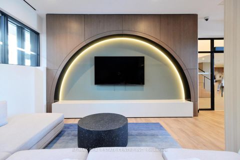 Photo 11 at 416 - 7950 Bathurst Street, Beverley Glen, Vaughan