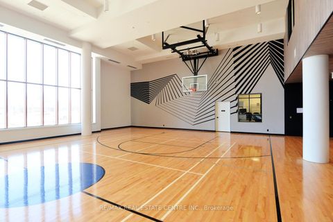 Photo 16 at 416 - 7950 Bathurst Street, Beverley Glen, Vaughan