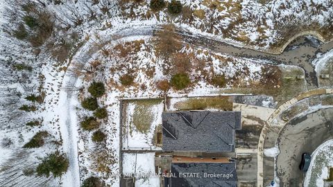 Photo 40 at 75 Twin Hill Crescent, Vellore Village, Vaughan