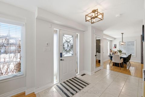 Photo 5 at 2 Castle Park Boulevard, Sonoma Heights, Vaughan