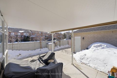 Photo 40 at 2 Castle Park Boulevard, Sonoma Heights, Vaughan