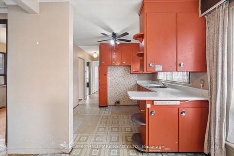 Photo 11 at 31A Laurel Avenue, Kennedy Park, Toronto