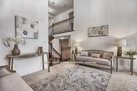 Photo 9 at 47 Edison Place, Patterson, Vaughan