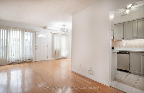 Photo 5 at 3 Rock Fern Way, Don Valley Village, Toronto