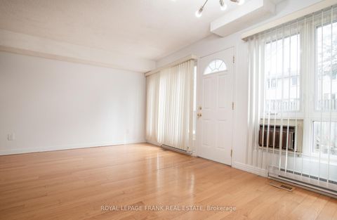 Photo 6 at 3 Rock Fern Way, Don Valley Village, Toronto