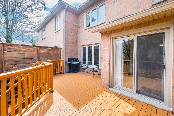 Photo 47 at 18 - 1905 Broad Hallow Gate, Erin Mills, Mississauga