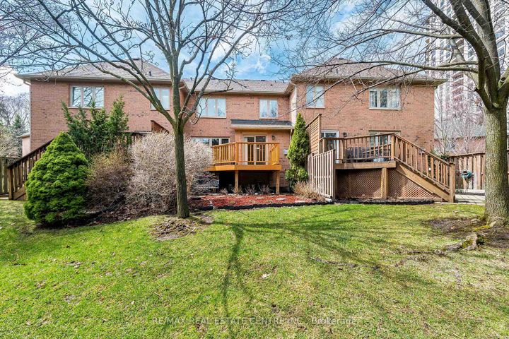 Photo 49 at 18 - 1905 Broad Hallow Gate, Erin Mills, Mississauga