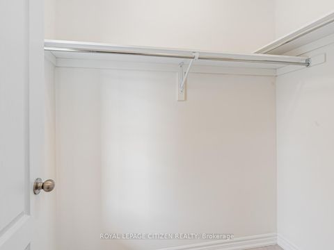 Photo 19 at 7 Wayne Allison Drive, Sutton & Jackson's Point, Georgina