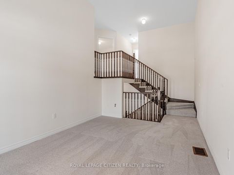 Photo 22 at 7 Wayne Allison Drive, Sutton & Jackson's Point, Georgina