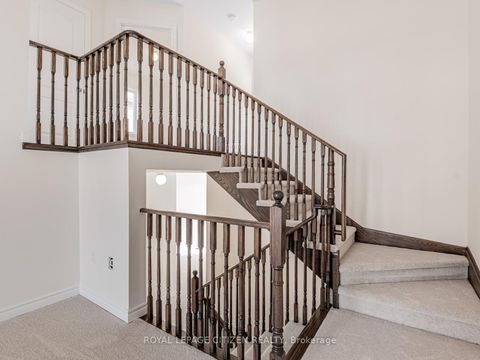 Photo 23 at 7 Wayne Allison Drive, Sutton & Jackson's Point, Georgina