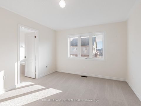 Photo 26 at 7 Wayne Allison Drive, Sutton & Jackson's Point, Georgina