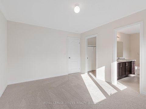 Photo 27 at 7 Wayne Allison Drive, Sutton & Jackson's Point, Georgina