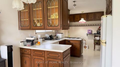 Photo 10 at 21 Mitre Place, The Westway, Toronto