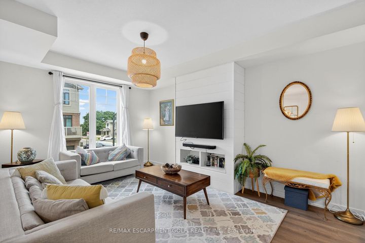 Photo 7 at 21 - 288 Glover Road, Fruitland, Hamilton