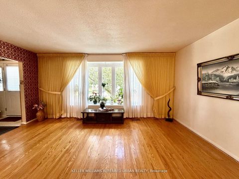 Photo 6 at 11 Midcroft Drive, Malvern West, Toronto