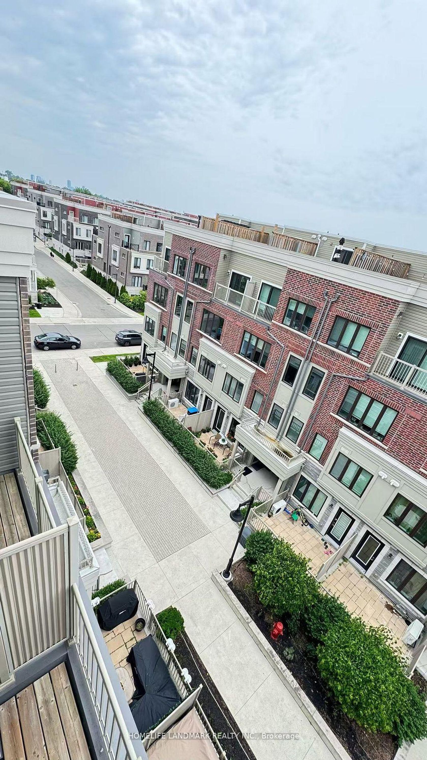 27 - 95 Eastwood Park Gardens, Long Branch, Toronto photo 4