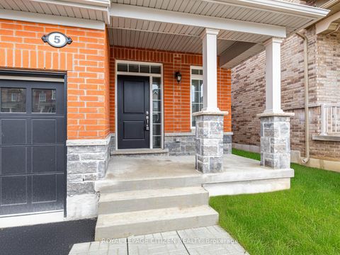 Photo 2 at 5 Wayne Allison Drive, Sutton & Jackson's Point, Georgina