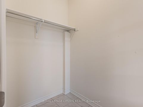 Photo 4 at 5 Wayne Allison Drive, Sutton & Jackson's Point, Georgina