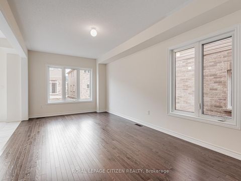 Photo 6 at 5 Wayne Allison Drive, Sutton & Jackson's Point, Georgina