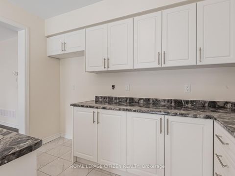 Photo 13 at 5 Wayne Allison Drive, Sutton & Jackson's Point, Georgina