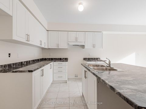 Photo 15 at 5 Wayne Allison Drive, Sutton & Jackson's Point, Georgina