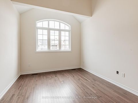 Photo 23 at 5 Wayne Allison Drive, Sutton & Jackson's Point, Georgina