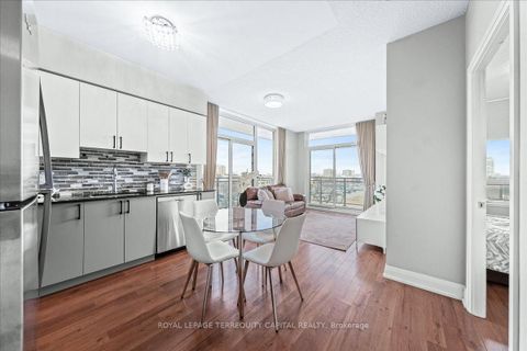 Photo 8 at 505 - 85 North Park Road, Beverley Glen, Vaughan