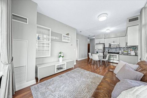 Photo 16 at 505 - 85 North Park Road, Beverley Glen, Vaughan