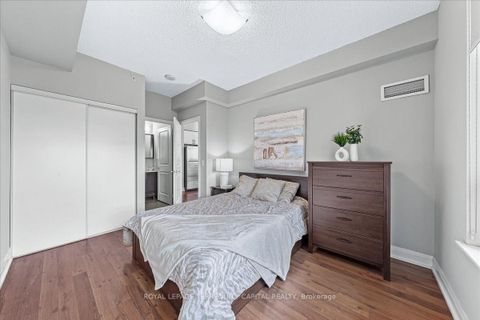 Photo 20 at 505 - 85 North Park Road, Beverley Glen, Vaughan