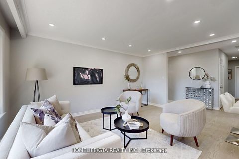 Photo 3 at 16 Woolwick Drive, Woburn, Toronto