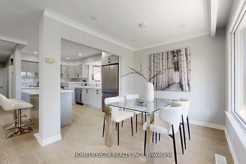 Photo 6 at 16 Woolwick Drive, Woburn, Toronto