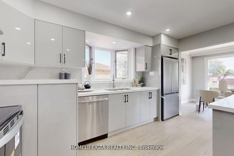 Photo 12 at 16 Woolwick Drive, Woburn, Toronto