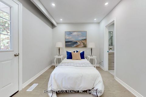 Photo 15 at 16 Woolwick Drive, Woburn, Toronto