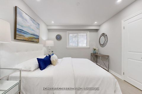 Photo 22 at 16 Woolwick Drive, Woburn, Toronto