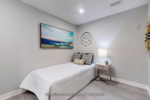 Photo 39 at 16 Woolwick Drive, Woburn, Toronto