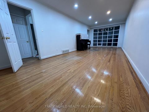 Photo 3 at 25 Linelle Street, Westgate, Toronto