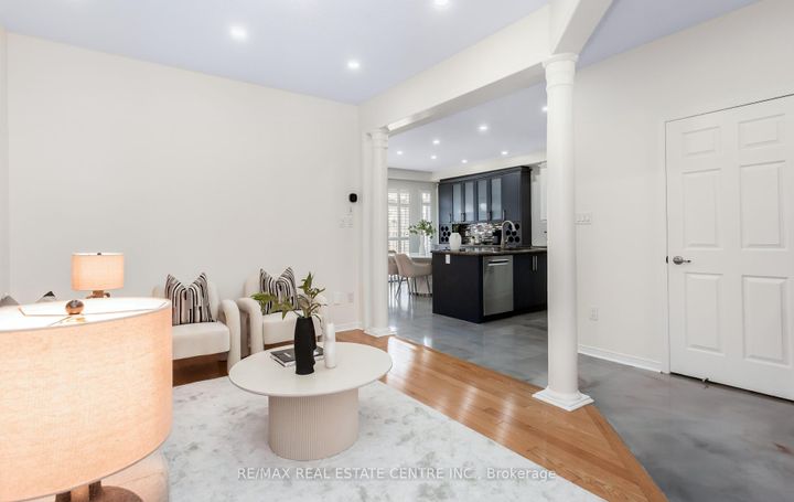 Photo 6 at 157 Niagara Trail, Georgetown, Halton Hills