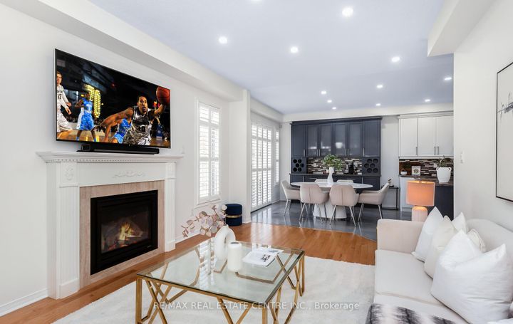 Photo 11 at 157 Niagara Trail, Georgetown, Halton Hills