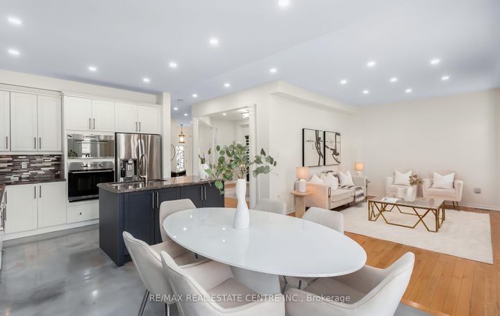 Photo 12 at 157 Niagara Trail, Georgetown, Halton Hills