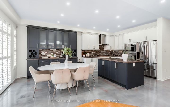 Photo 13 at 157 Niagara Trail, Georgetown, Halton Hills