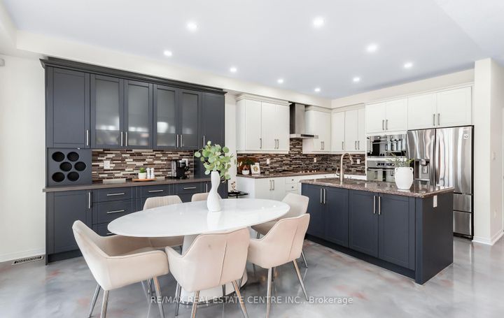 Photo 14 at 157 Niagara Trail, Georgetown, Halton Hills