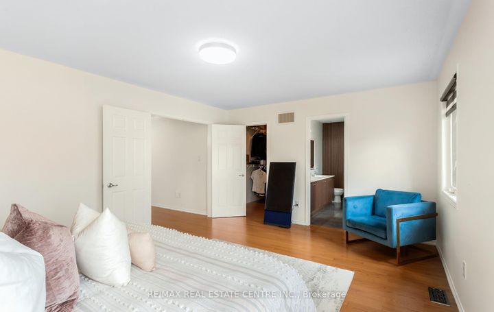 Photo 22 at 157 Niagara Trail, Georgetown, Halton Hills